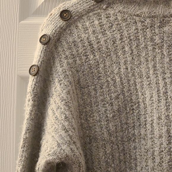 Sweater - Picture 2 of 3